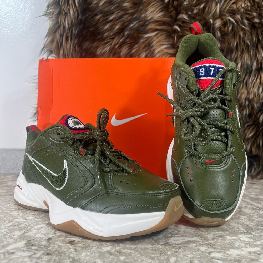 Size 7 - Nike Air Monarch IV Weekend Campout DS